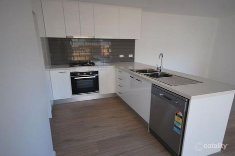 Property photo of 8/36 Central Road Hampton Park VIC 3976