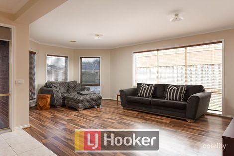 Property photo of 13 Hallmark Drive Narre Warren South VIC 3805