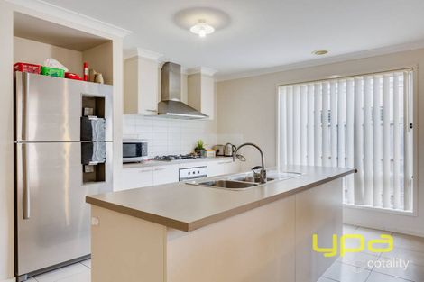 Property photo of 22 Seasons Boulevard Tarneit VIC 3029