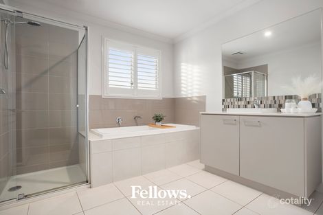 Property photo of 29 Jackson Drive Drouin VIC 3818