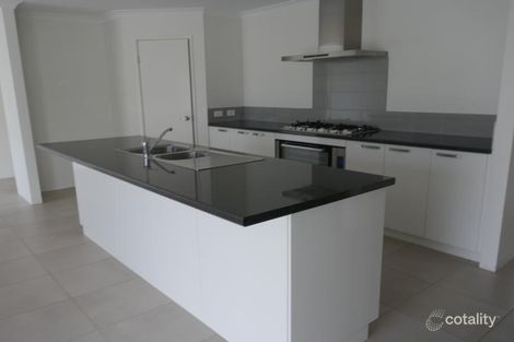 7 Vlasich Rd, Byford, WA 6122