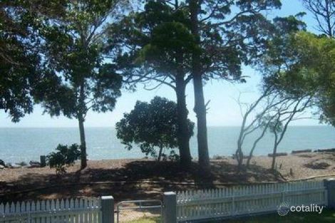 Property photo of 40 Esplanade Burrum Heads QLD 4659