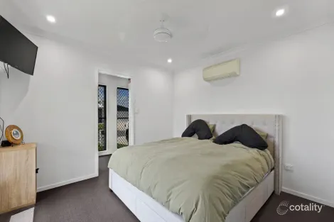 Property photo of 6 Excelsa Circuit Rural View QLD 4740