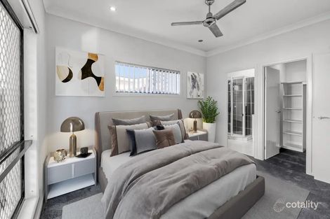 Property photo of 54 Village Circuit Eimeo QLD 4740