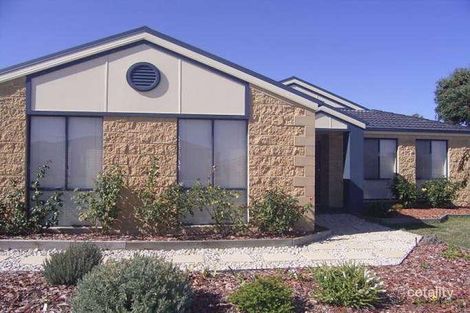 70 Summerfield Dr, Mornington, VIC 3931