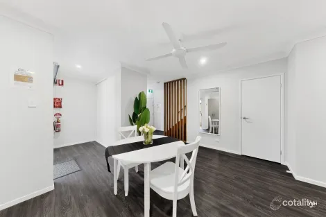 Property photo of 46 Cook Street Oxley QLD 4075