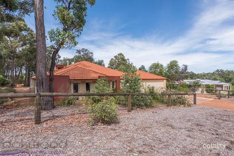 Property photo of 8 Connelly Place Mount Helena WA 6082