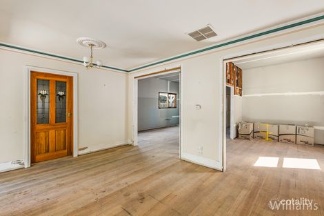 Property photo of 105 North Road Newport VIC 3015