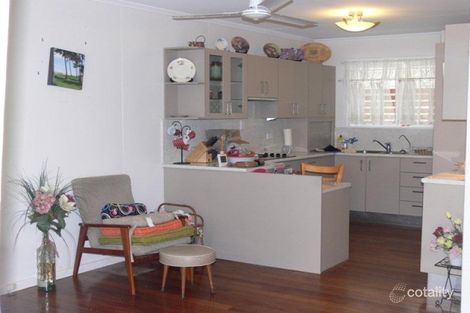 Property photo of 22 Alexandra Street Balmoral QLD 4171