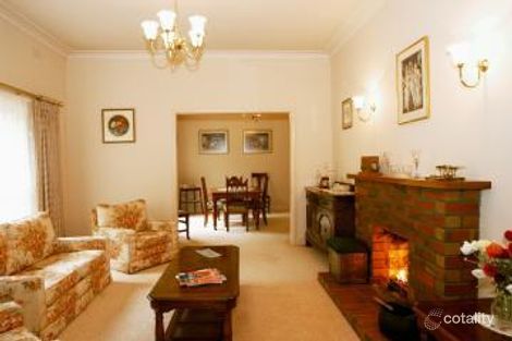 27 Laurel Gr N, Blackburn, VIC 3130