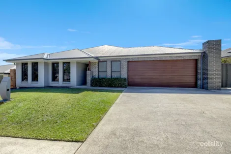 95 Capital Dr, Thrumster, NSW 2444