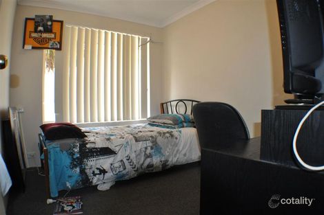 Property photo of 11 Brignell Gardens Parmelia WA 6167
