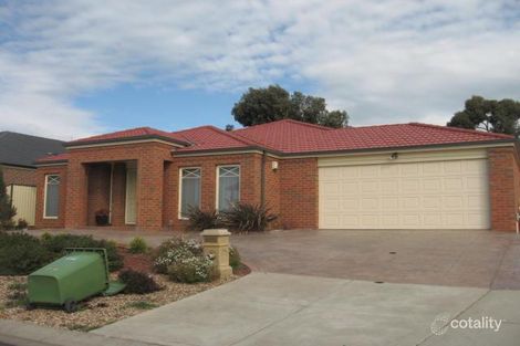 Property photo of 76 Axminster Drive Craigieburn VIC 3064