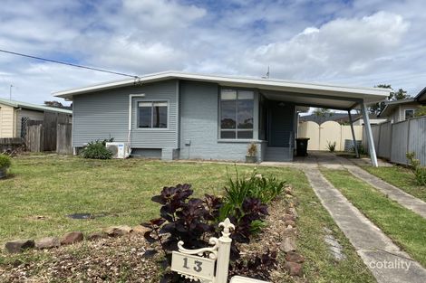 Property photo of 13 Wallabah Way Koonawarra NSW 2530
