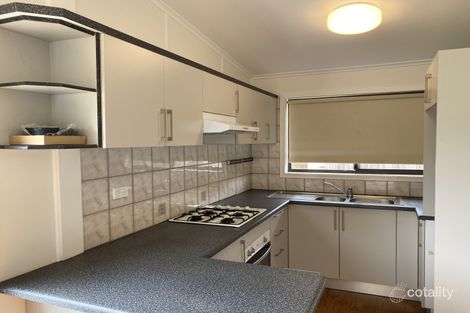 Property photo of 13 Wallabah Way Koonawarra NSW 2530
