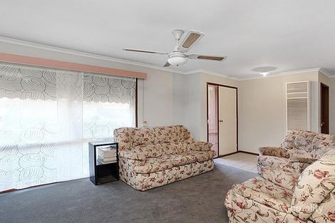 Property photo of 6 Hawkesbury Road Werribee VIC 3030