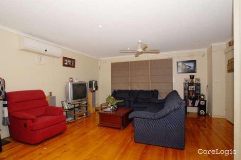 Property photo of 3 Rivette Court Cranbourne VIC 3977