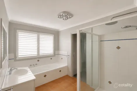 Property photo of 16 Nina Street Dennington VIC 3280