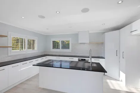 Property photo of 191 Avoca Drive Green Point NSW 2251