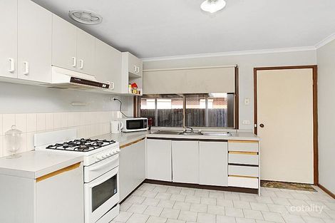 Property photo of 6 Hawkesbury Road Werribee VIC 3030