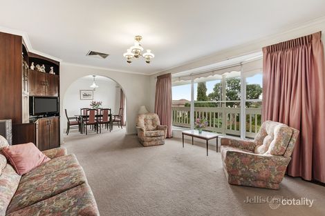 Property photo of 10 Leura Street Doncaster East VIC 3109