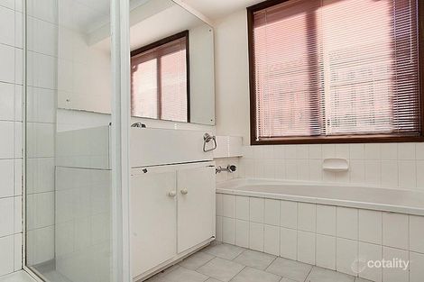 Property photo of 6 Hawkesbury Road Werribee VIC 3030