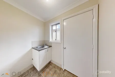 Property photo of 124 Diamond Drive Orange NSW 2800