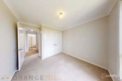 Property photo of 124 Diamond Drive Orange NSW 2800