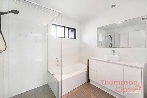 Property photo of 19 Galway Crescent Metford NSW 2323