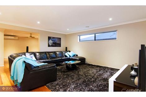 Property photo of 8 Palkarra Court Skye VIC 3977