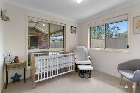 Property photo of 23 Trade Winds Drive Helensvale QLD 4212