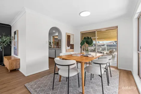 Property photo of 17 Duck Birkdale QLD 4159