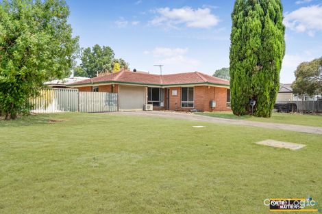 Property photo of 65 Carisbrooke Street Maddington WA 6109