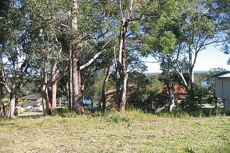 4 Kenneth Pl, Mannering Park, NSW 2259