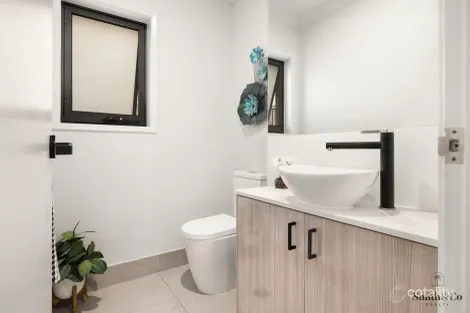 Property photo of 4/146 Marina Quays Boulevard Hope Island QLD 4212