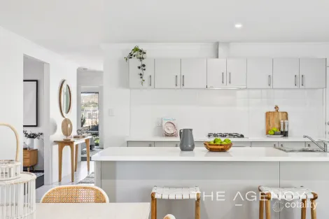Property photo of 39 Allamanda Gate Helena Valley WA 6056