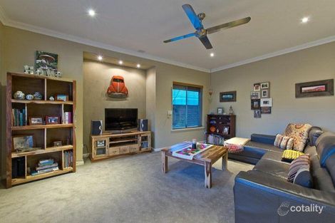 Property photo of 5 Betchel Court Rivervale WA 6103