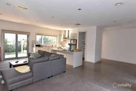 Property photo of 2/2 Calder Street Manifold Heights VIC 3218