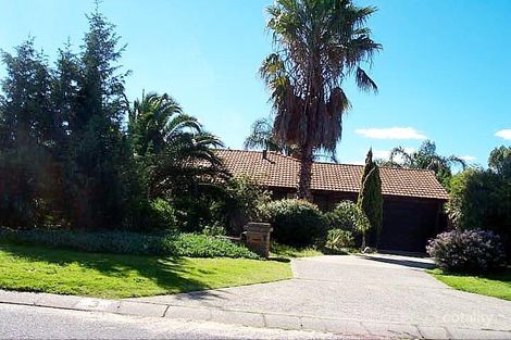 3 Dartford Cres, Marangaroo, WA 6064