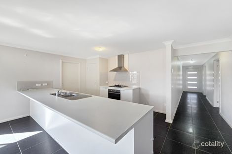 Property photo of 13 Kookaburra Drive Armstrong Creek VIC 3217