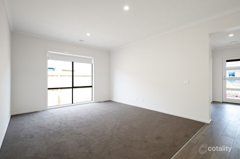 Property photo of 10 Shipstern Street Armstrong Creek VIC 3217