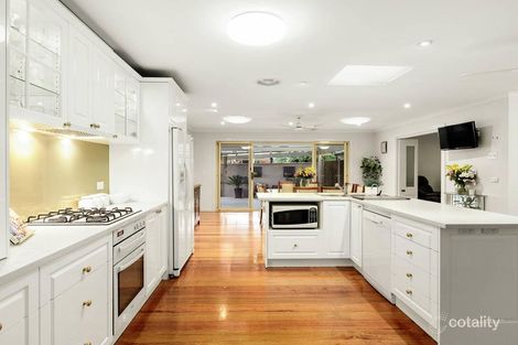Property photo of 14 Fallons Way Bayswater VIC 3153