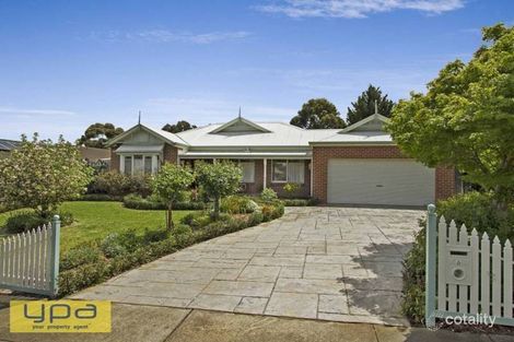 113 Yellow Gum Bvd, Sunbury, VIC 3429