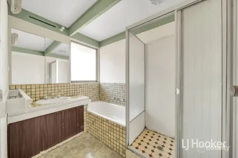 Property photo of 15 Lorna Street Cranbourne VIC 3977