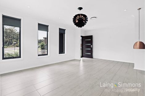Property photo of 1 Cowra Place Ropes Crossing NSW 2760