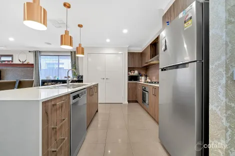 Property photo of 3 Silage Way Wyndham Vale VIC 3024