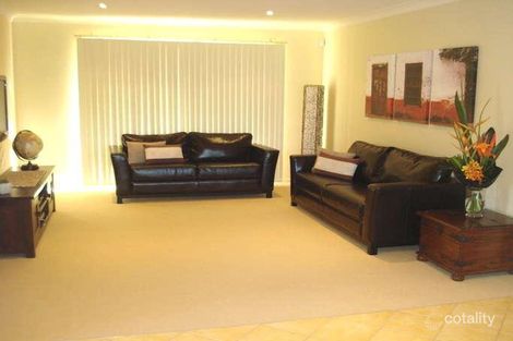 Property photo of 11 Woodside Circuit Horsley NSW 2530