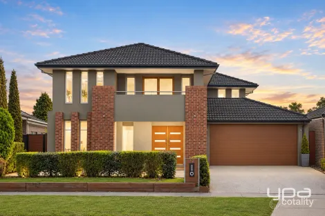 12 WATTLE TREE DR, POINT COOK, VIC 3030