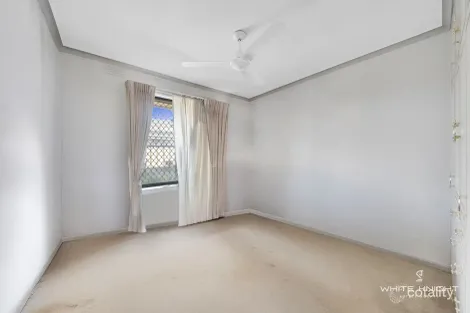 Property photo of 1 Oleander Drive St Albans VIC 3021