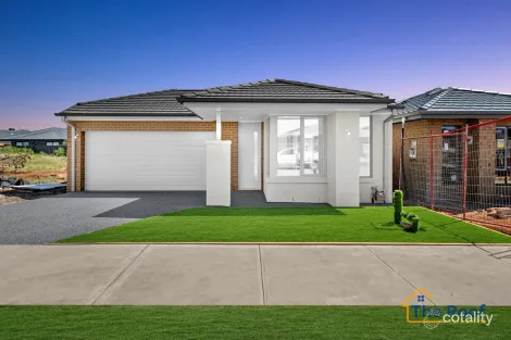 41 Kerala St, Rockbank, VIC 3335